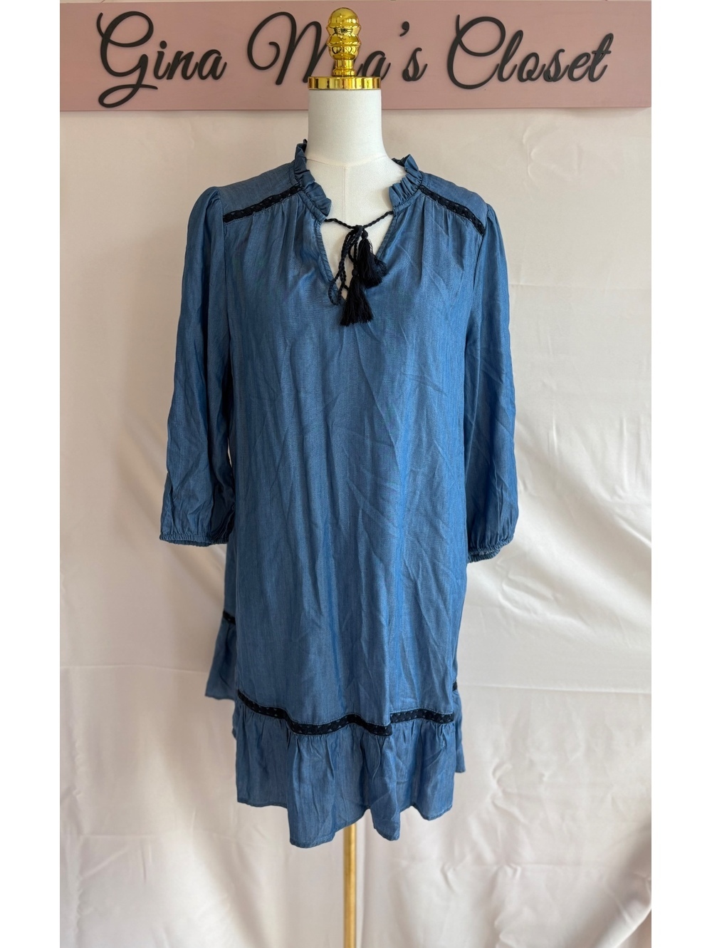 Crown & Ivy Women's Wash Blue Peasant Dress with Tassel Tie, Size Large